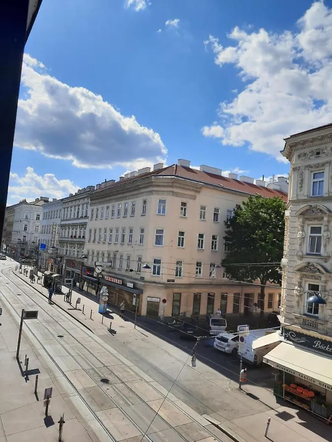 Wiener Buddha Style Flat With Inner Garden- Marzstrasse City Apartments