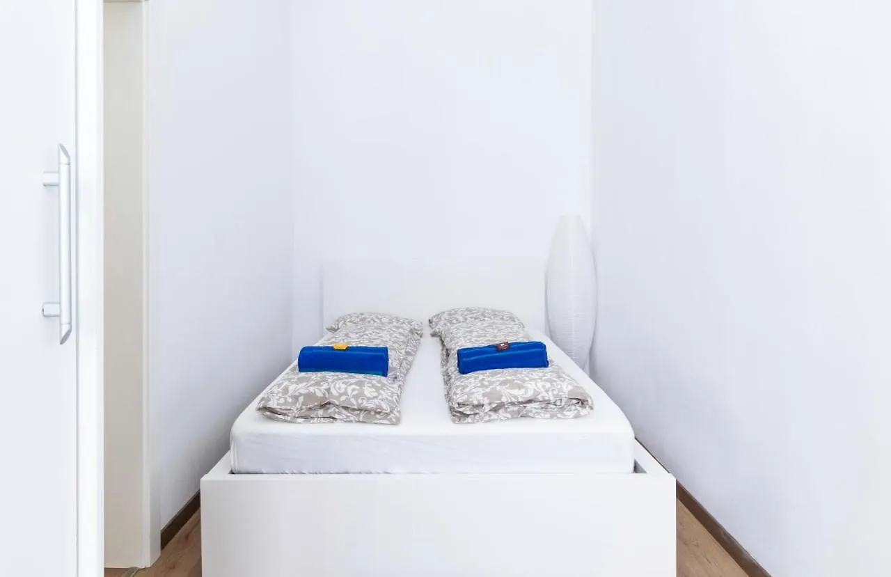 Wiener Buddha Style Flat With Inner Garden- Marzstrasse City Apartments