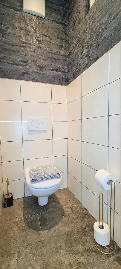 Wiener Buddha Style Flat With Inner Garden- Marzstrasse City Apartments