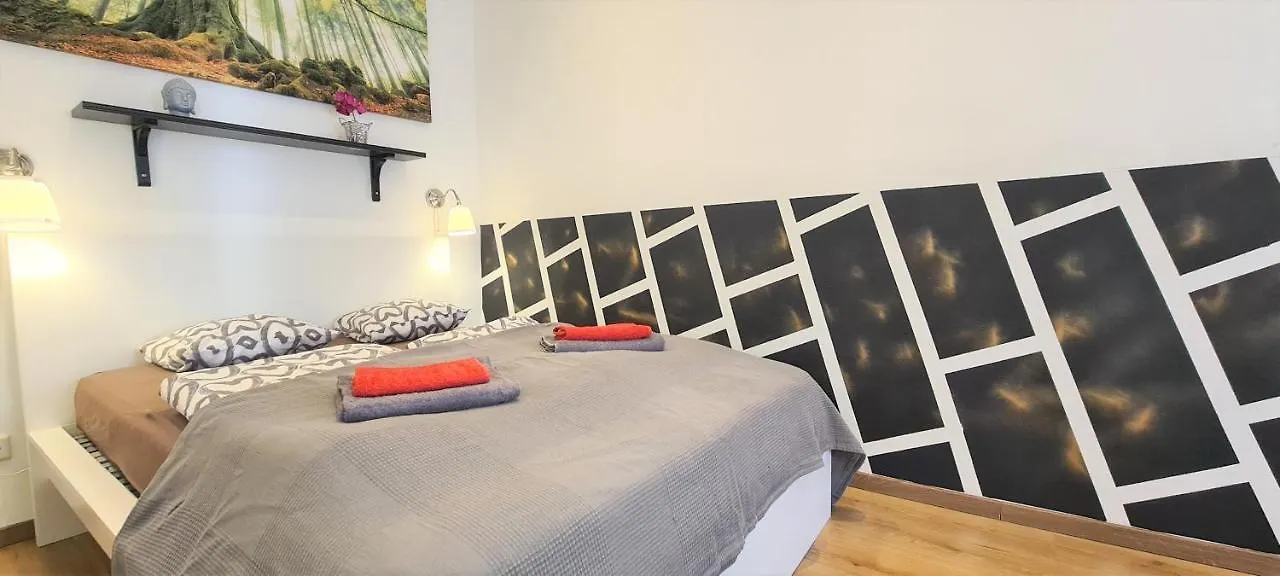 Wiener Buddha Style Flat With Inner Garden- Marzstrasse City Apartments